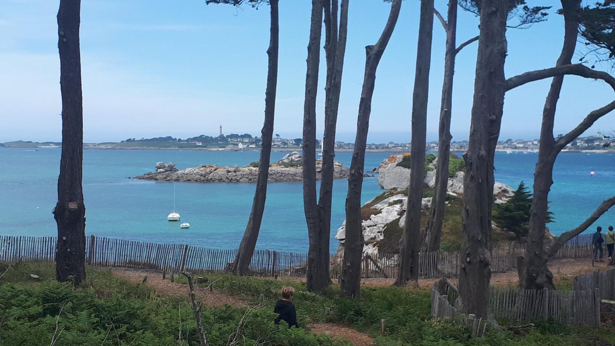 Le Vieux Couvent & *